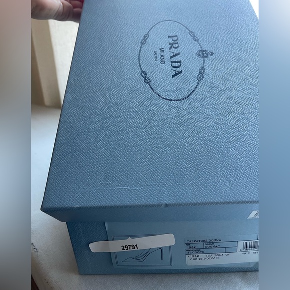 Prada Heels
Size 7.5
Brown pattern - Picture 6 of 6